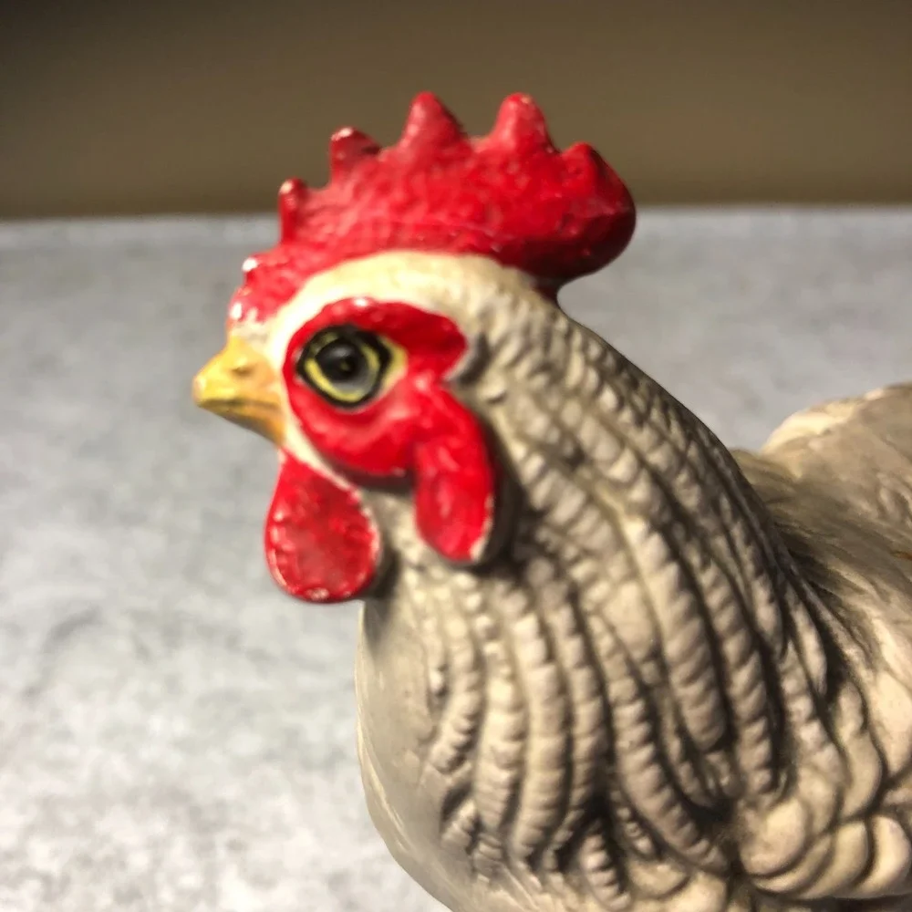 Rooster Small Ceramic Rooster/Chicken Figurine